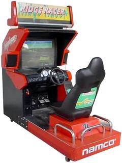 ridge-racer-cabinet Ridge Racer s'invite sur Game Boy Advance